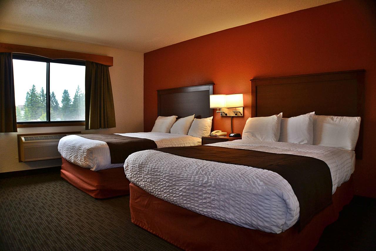 Americinn By Wyndham Calumet Exterior photo